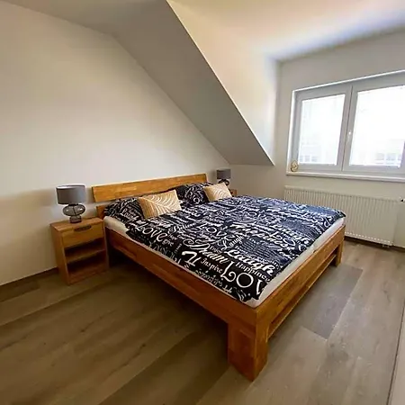 Apartmán černá Růže- 5 *