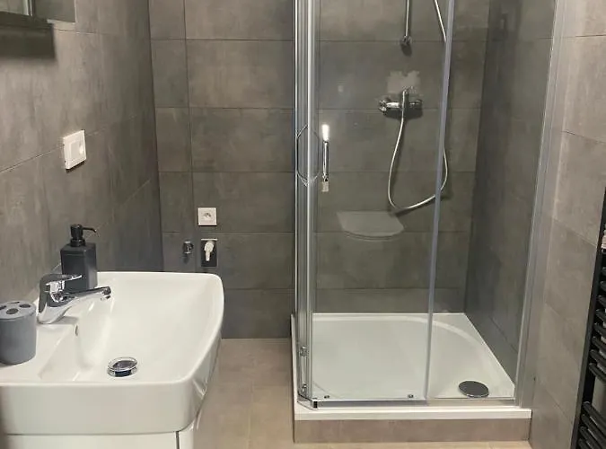 Cerna Ruze- 5 * Pilzno